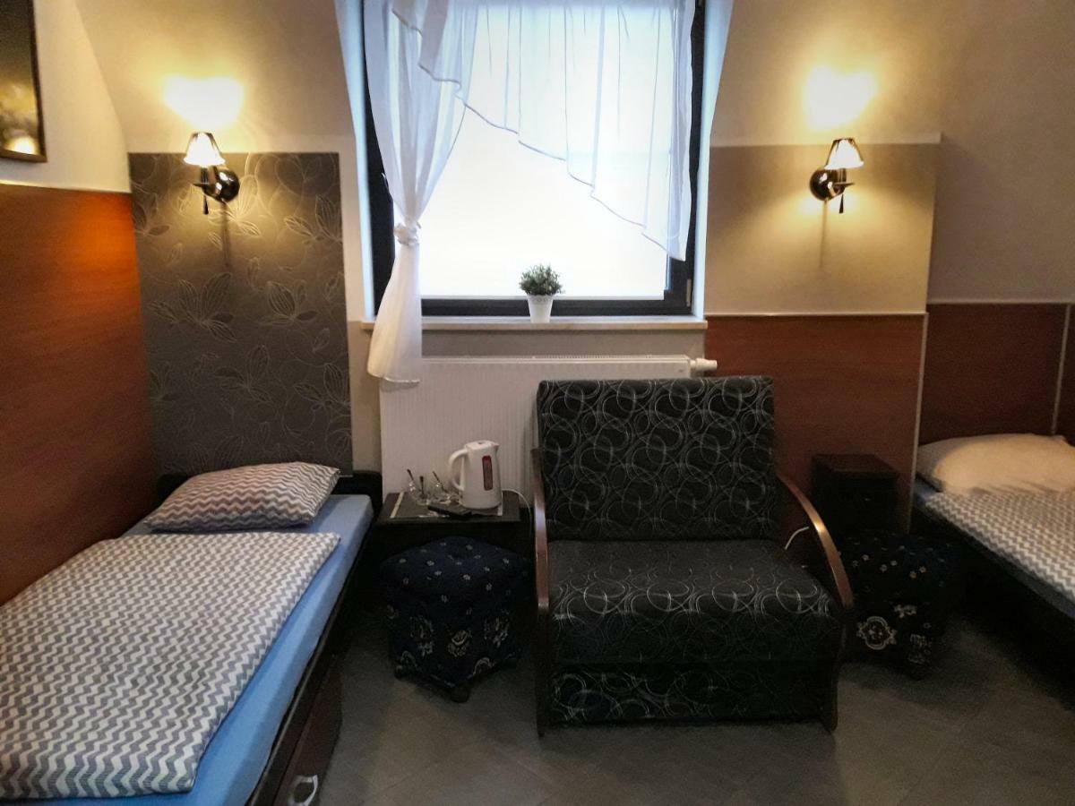 Pokoje Goscinne Z Lazienkami Przy Wroclawiu, Darmowy Parking Długotęka Extérieur photo