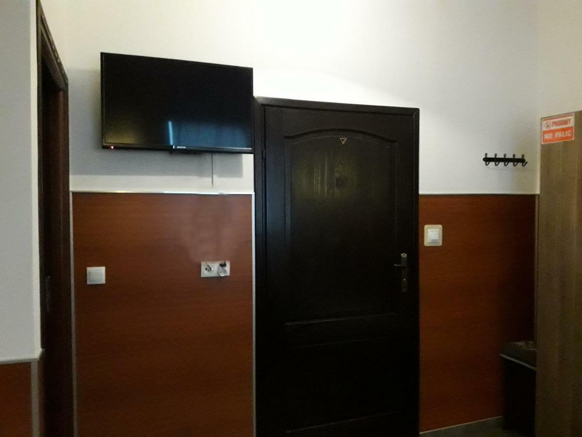 Pokoje Goscinne Z Lazienkami Przy Wroclawiu, Darmowy Parking Długotęka Extérieur photo
